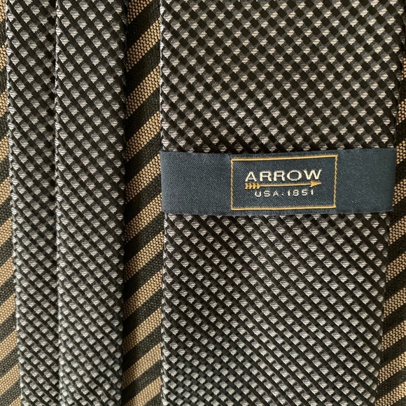 Arrow Necktie Black/White/Gray Square Check Pattern Easy Care NWT Neck Tie - Picture 4 of 7
